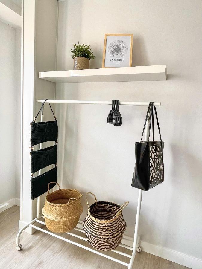 Vtz El Balcon De Plaza Sas Apartman Zaragoza Kültér fotó